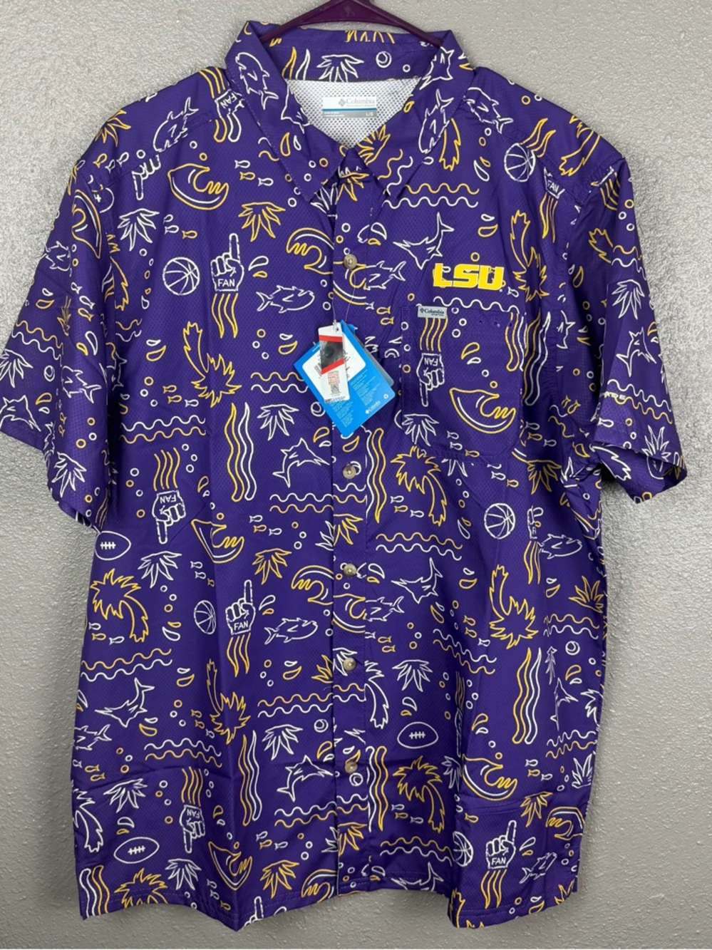 Columbia PFG Mens Size Large LSU Tigers Purple Super Slack Tide Button-Up Shirt